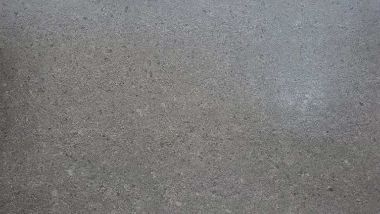 Steel Grey graniet met leatherlook-afwerking, grijs en mat